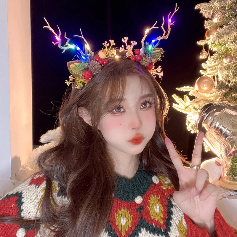 Christmas Luminous Hairpin & Headband – LED Deer Antler Hair Accessories | Xmas Party Gifts & New Year 2026 Decorations