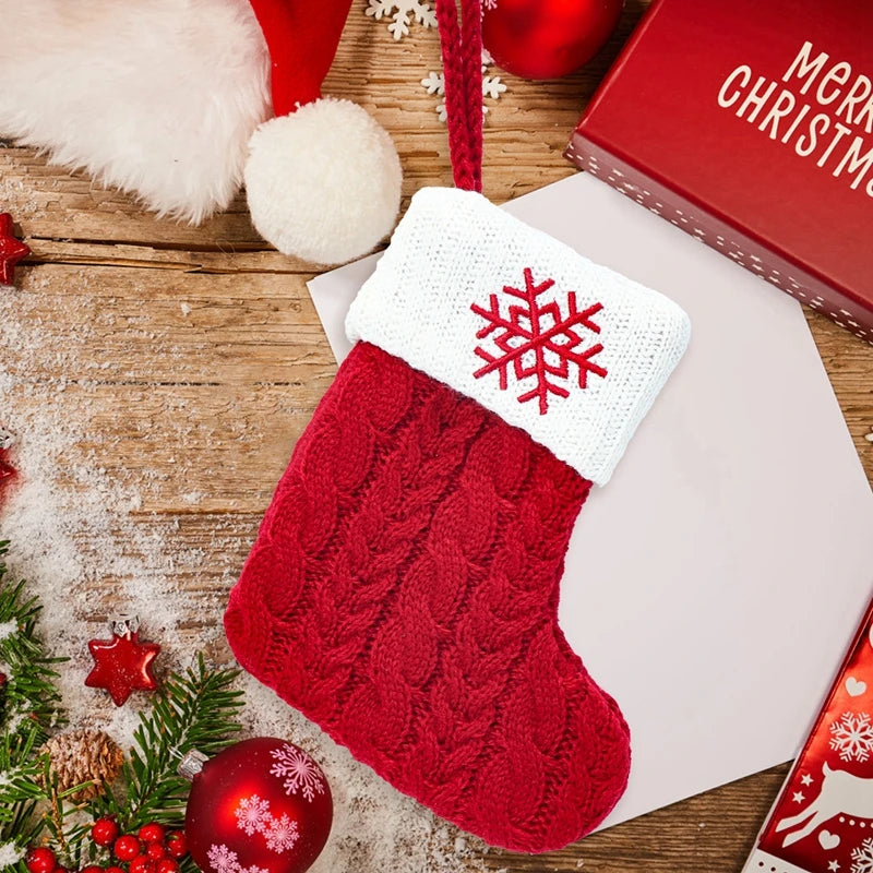 Knitted Christmas Stocking – Snowflake & Letter Design | 2025 Xmas Tree Hanging Socks Home Decor & New Year 2026 Gift